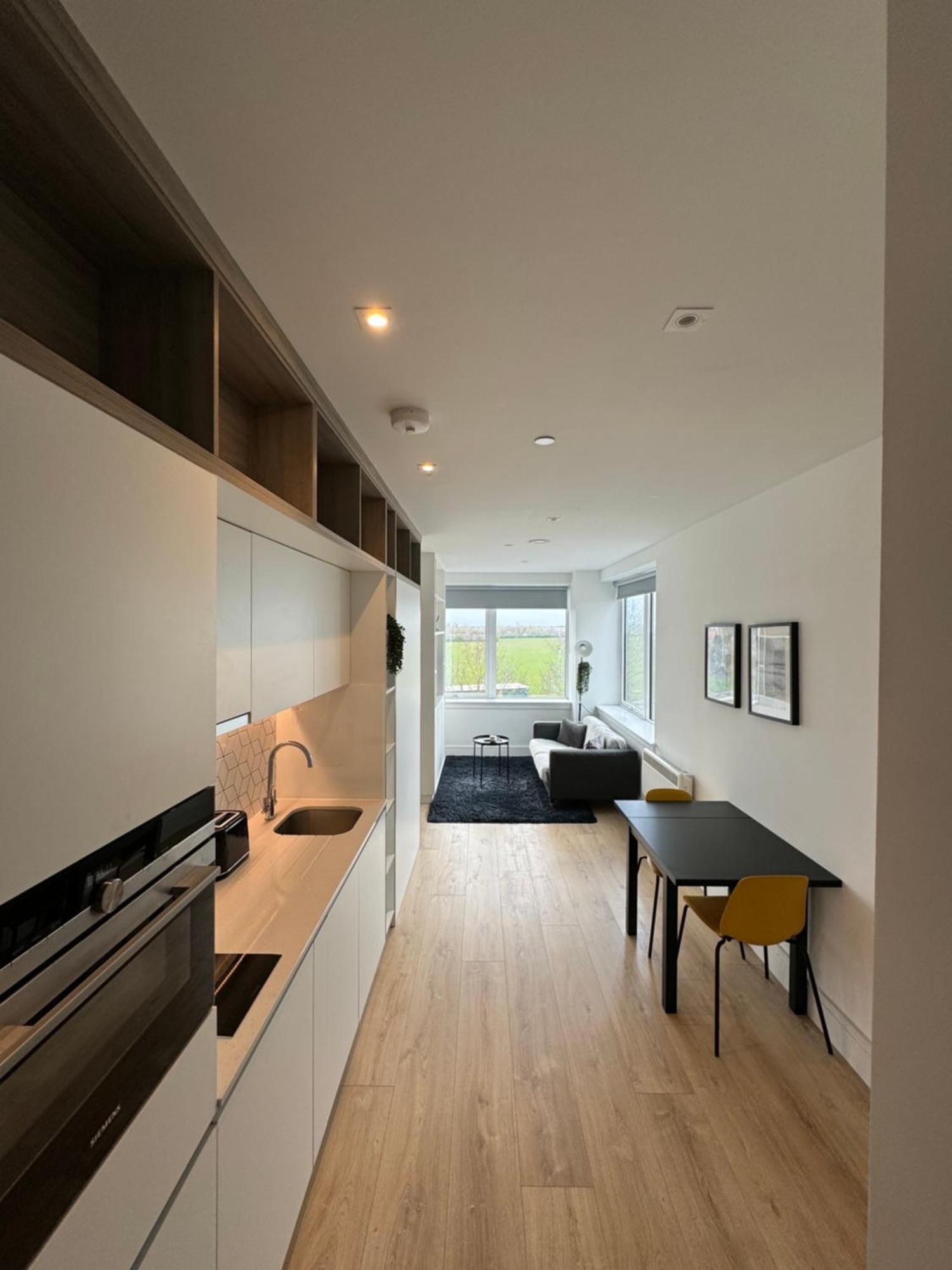 London Luxxe Suites & Apartments - London Heathrow Airport, Terminal 1 2 3 4 5 Hillingdon Exterior foto